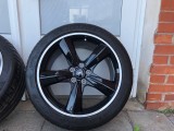 Wheels with tyres (Bullitt)